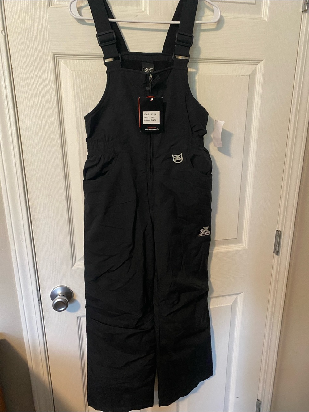 ZeroXposur Kids Black Insulated Snow Bibs